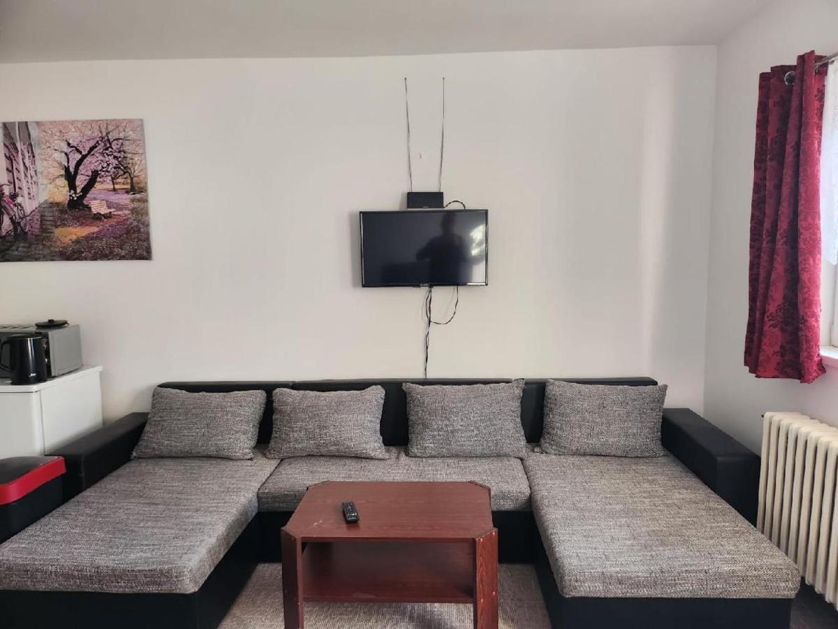 Zdiby Homestay U Hanky מראה חיצוני תמונה